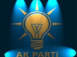 Ak Parti'ye toplu katılım