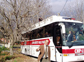 Seçim için otobüs turizmi 