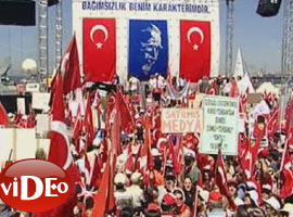 İzmir mitinginden çarpıcı görüntüler-İzle