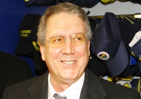 Aziz Yıldırım duygulu!