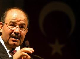 Teziç, bürokratik cumhuriyet istiyor