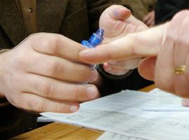 Seçime rekor katılım bekleniyor  