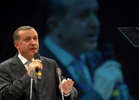 Başbakan'dan önemli mesajlar