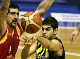 İlk finalist FENER...