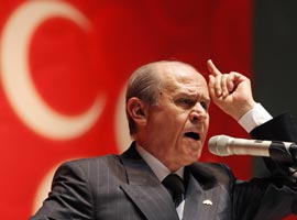 MHP' de veto tepkisi 