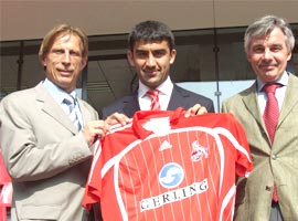 Ümit Özat, artık Köln'de 