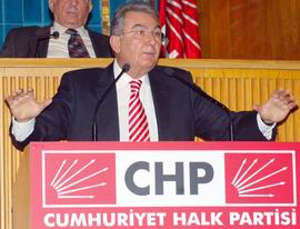 CHP'de liste depremi   