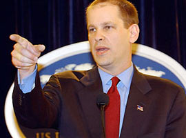 Yunanlı gazetecinin TERBİYESİZLİĞİ