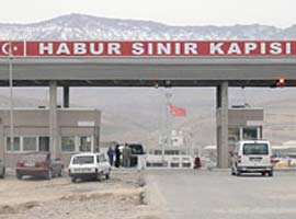 Bombacı sınırı geçemedi