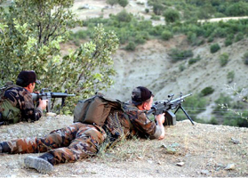 Diyarbakır'da 4 PKK'lı öldürüldü