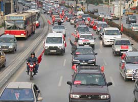 Seçim konvoylarına trafik uyarısı