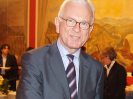 AP'dan tehdit gibi açıklama