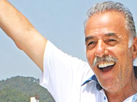 Huzuru evimde buluyorum