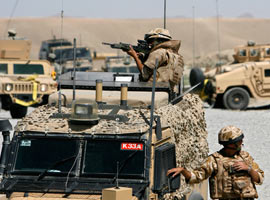 Kabil'de NATO birliğine saldırı