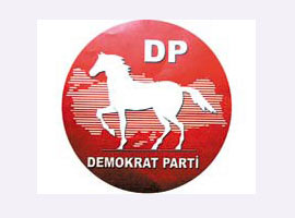 DP: Bahçeli, Baykal'ı omuzlarına aldı  