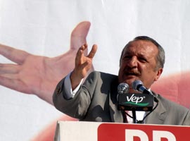 Ak Parti ve CHP'ye eleştiri