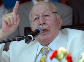 Erbakan, CHP ve AK Parti'ye yüklendi