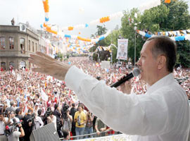 Başbakan, Bahçeli'yi eleştirdi