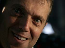 Uzan'ın her işi bilmece