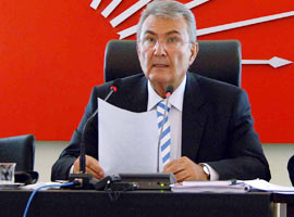 Baykal, milletvekilleriyle görüştü