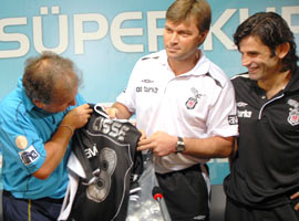 Sağlam ve Zico'dan birlik mesajı