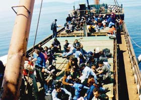 Kaptanın kalçasını yedi