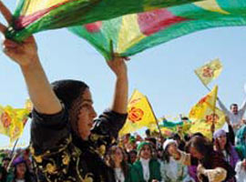Kürt siyasiler ikiye bölündü