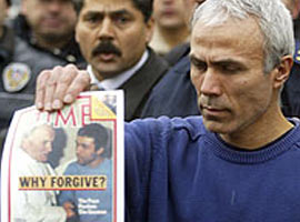 Ağca, Sezer'den af istedi  