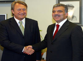 Sezer: Biz CHP değiliz