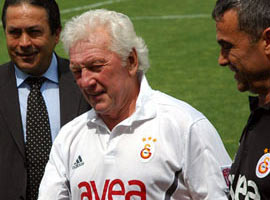 Feldkamp'tan eleştirilere sert cevap