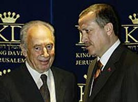 Erdoğan, Perez ile telefonda görüştü  