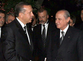 Bahçeli özür bekliyor