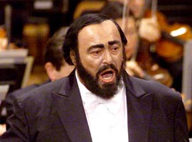 Pavarotti İtalya'da  öldü