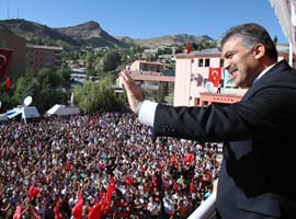 Gül halkın arasında - Video - Foto