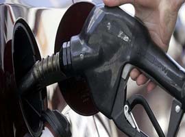 Benzinde 5-6 YKr indirim