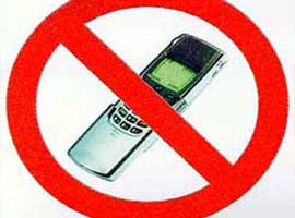 Cep telefonunun pili patladı: 3 yaralı