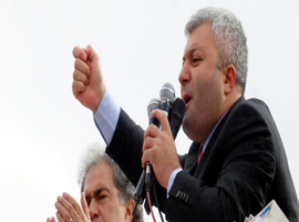 Tuncay Özkan göreve, CHP iktidara