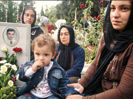 Şehit ailelerinin buruk bayramı