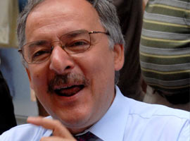 Haluk Koç, Baykal'ın resmen rakibi