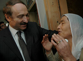 Kayıp askerin annesinden Kürtçe ağıt