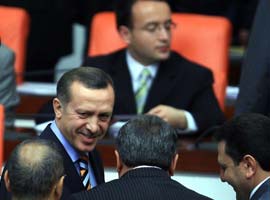 Erdoğan hakkındaki önerge reddedildi  