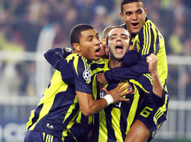 Fenerbahçe PSV Eindhoven'ı 2-0 yendi 