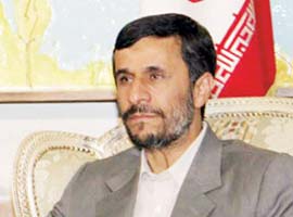 Ahmedinejad, muhaliflere 'vatan haini' dedi 