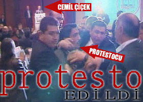 Cemil Çiçek protesto edildi