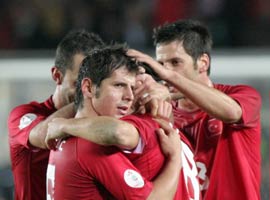 EURO 2008 yolunda son viraj da aşıldı