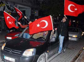 Türkiye bu zaferi kutluyor - Video - Foto