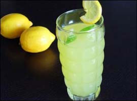 Böbrek taşının ilacı limonata 