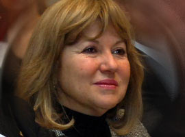 Nur Serter 'kitabında' şaşırttı