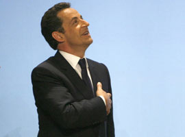 Sarkozy yine şaşırttı