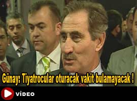 Tiyatrocular oturacak vakit bulamayacak - Video